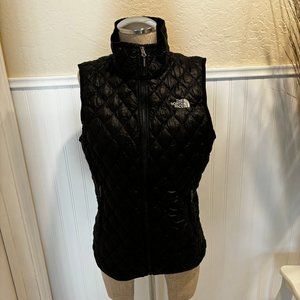 The North Face Black Puffer Vest Size Small